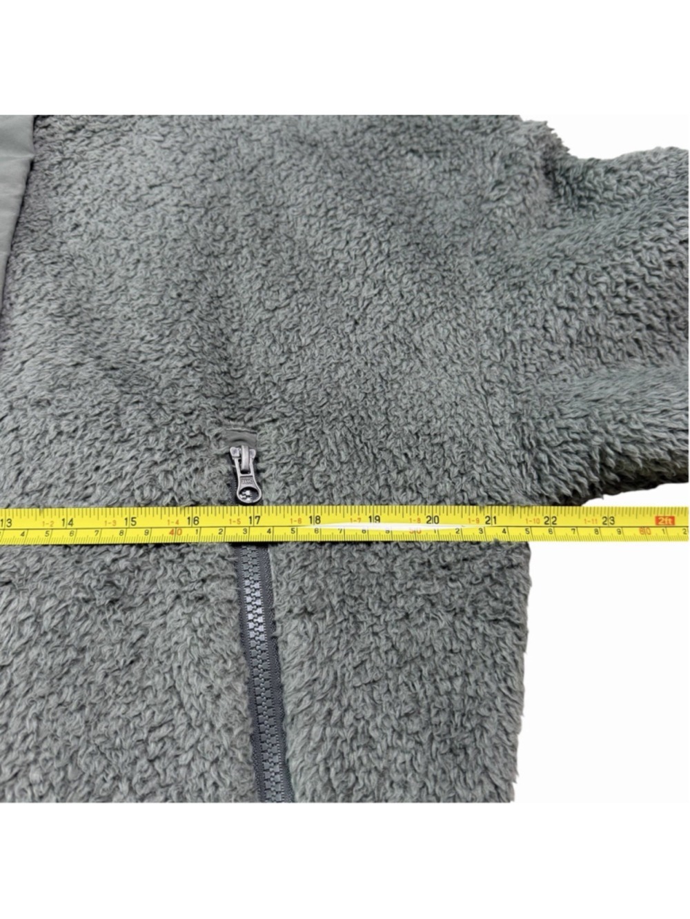 Vuori Cozy Sherpa Full Zip Jacket Hiking Outdoor Soft Women’s Size Small - Picture 9 of 10
